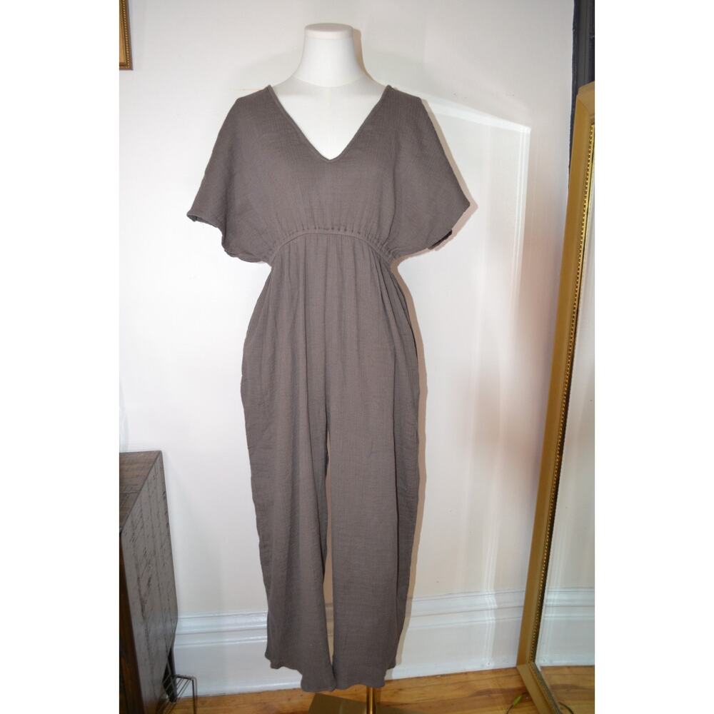Bohemian Relaxed Fit Wide Leg Minimalist Classic Jumpsuit Size S/M Cape sleeves